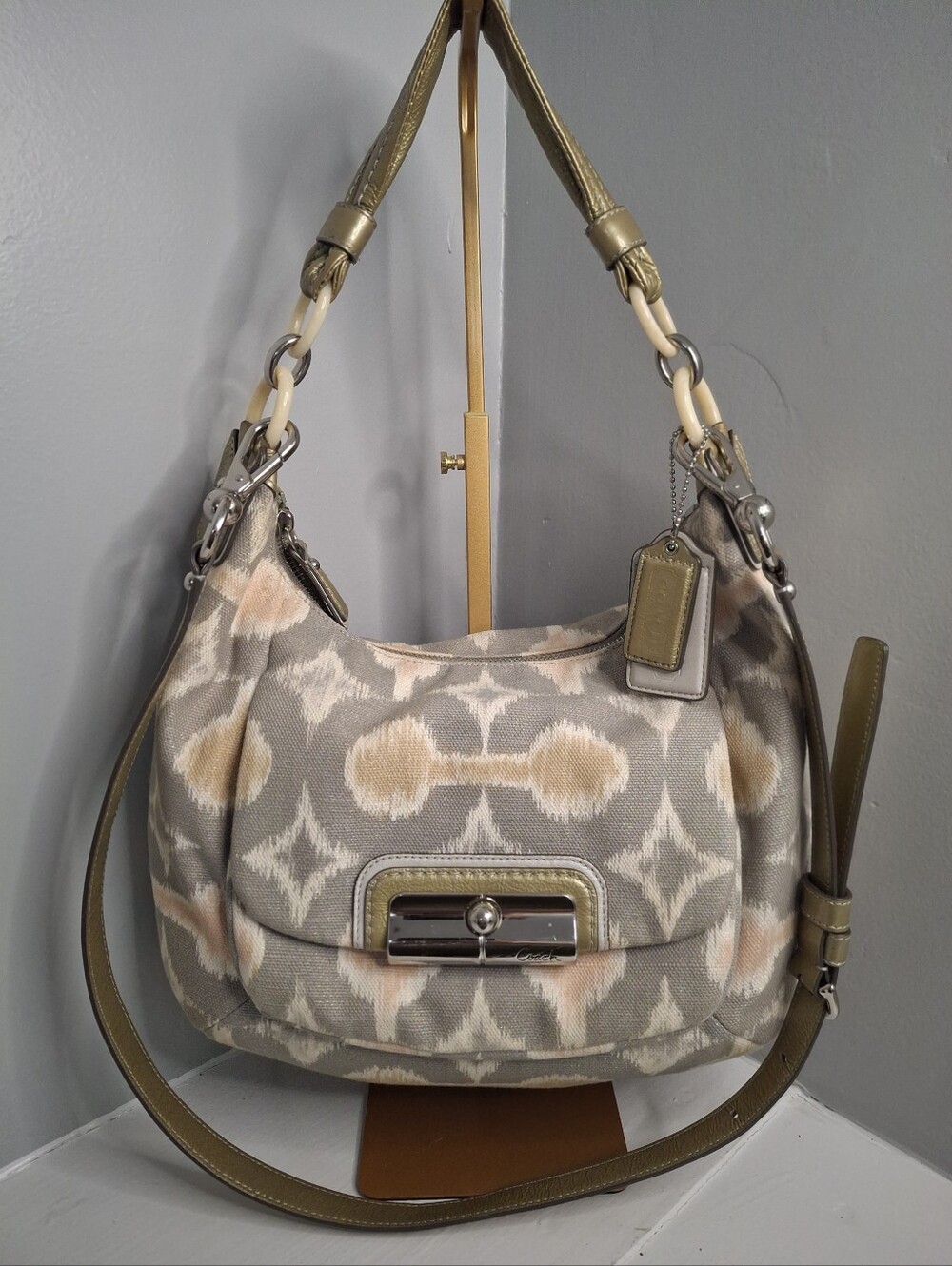 Coach Kristin Op Art Ikat Hobo Bag 16936 EUC